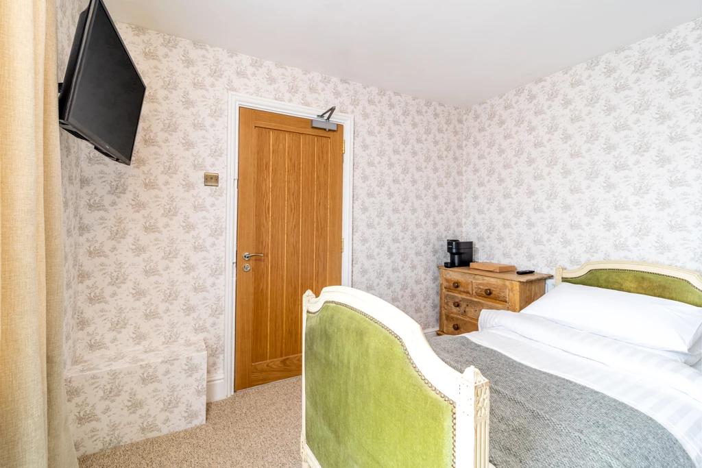 Отель The Whichcote Arms Слифорд Экстерьер фото